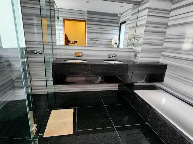 HILLCREST VILLA 9