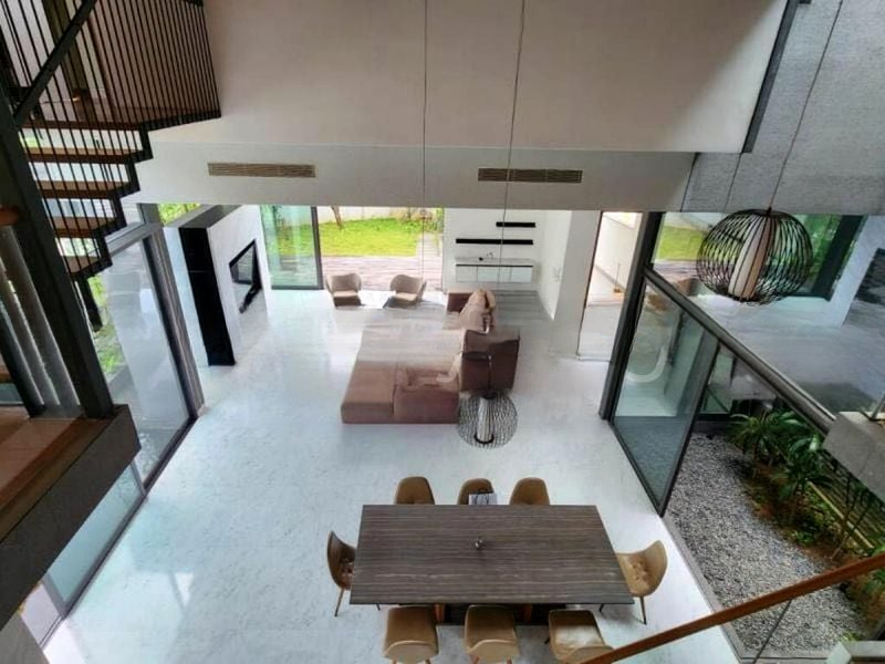 HILLCREST VILLA 12