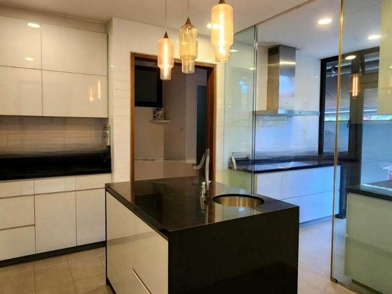 HILLCREST VILLA 11