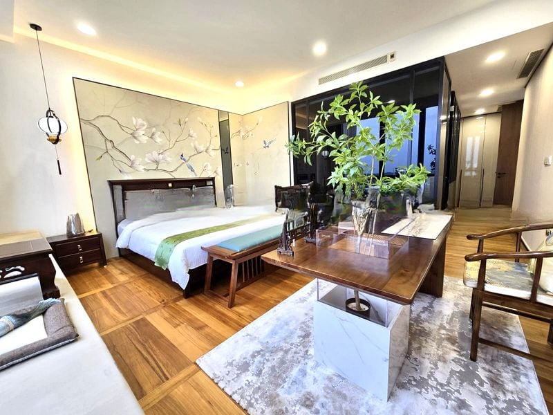 REIGNWOOD HAMILTON SCOTTS 8