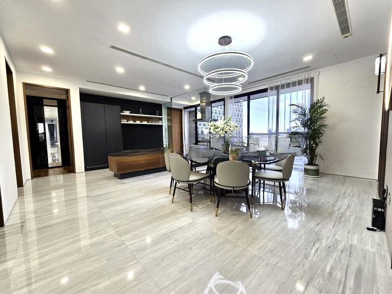 REIGNWOOD HAMILTON SCOTTS 6