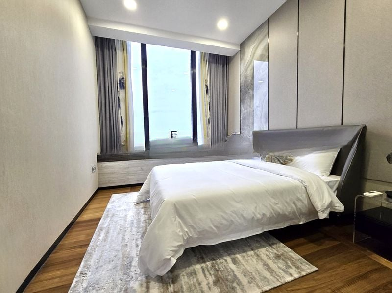 REIGNWOOD HAMILTON SCOTTS 13