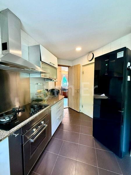 ADAM PARK CONDOMINIUM 4