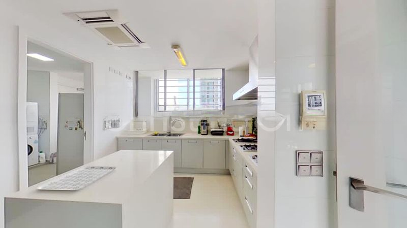 THE TATE RESIDENCES 6
