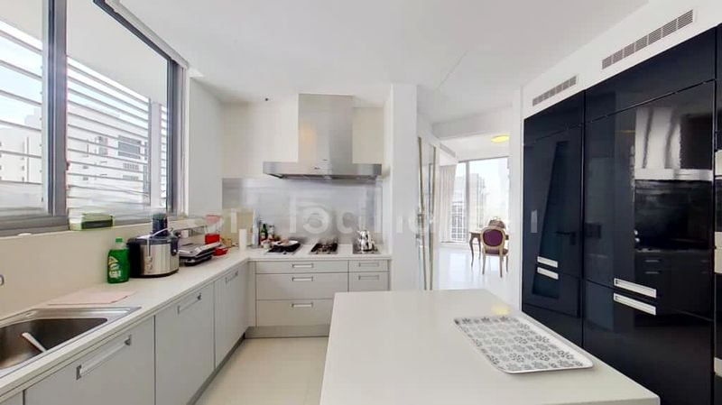 THE TATE RESIDENCES 12