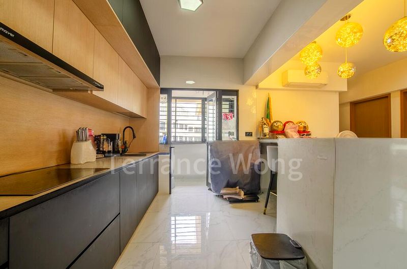 BT BATOK WEST AVE 8 8