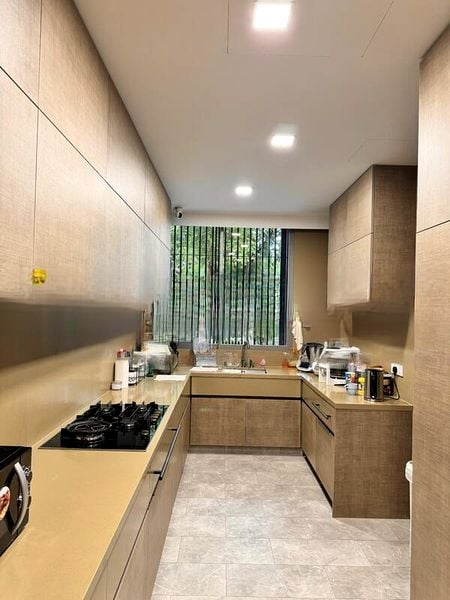 MEYERHOUSE 10