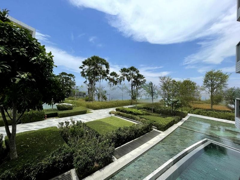 CORALS AT KEPPEL BAY 6