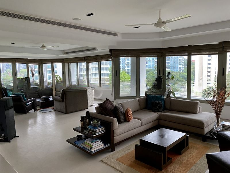 LIEN TOWERS 1