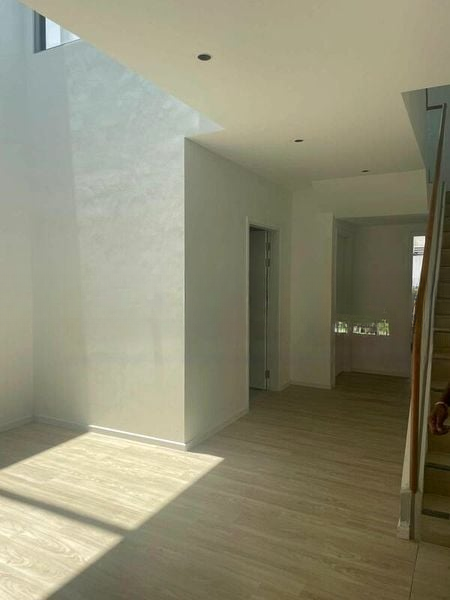 THE VENUE RESIDENCES 2