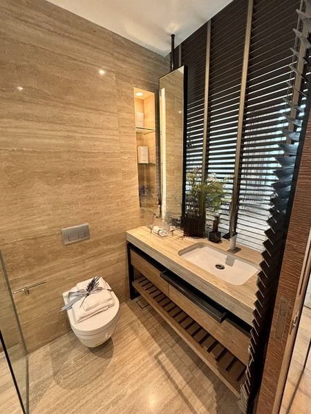 EDEN RESIDENCES CAPITOL 8
