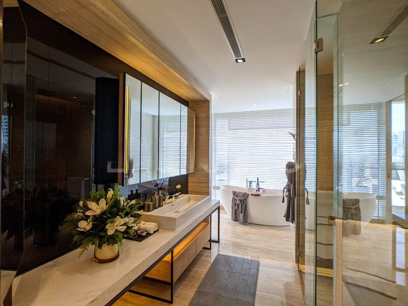 EDEN RESIDENCES CAPITOL 5