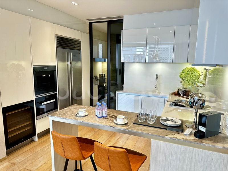 EDEN RESIDENCES CAPITOL 5