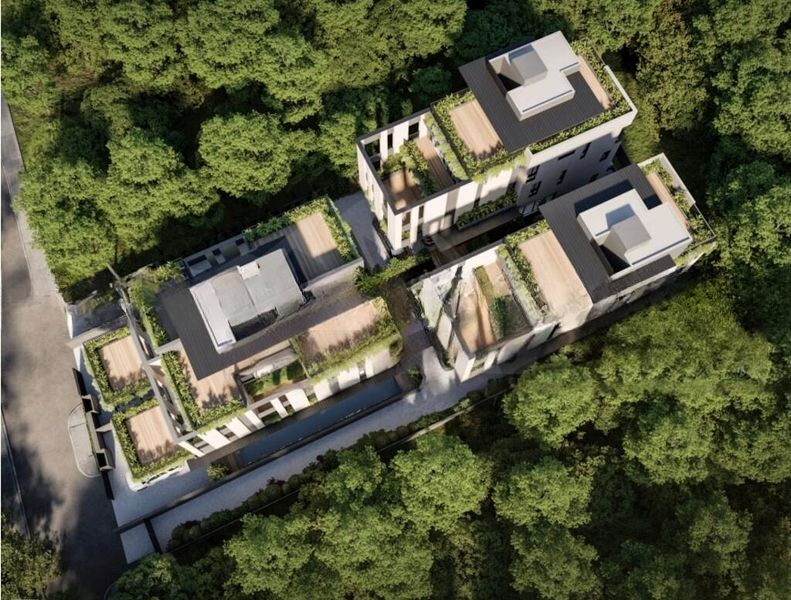 ELLIOT AT THE EAST COAST 9