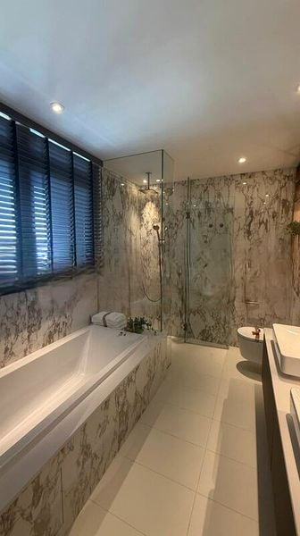 IRWELL HILL RESIDENCES 7