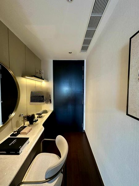 IRWELL HILL RESIDENCES 12