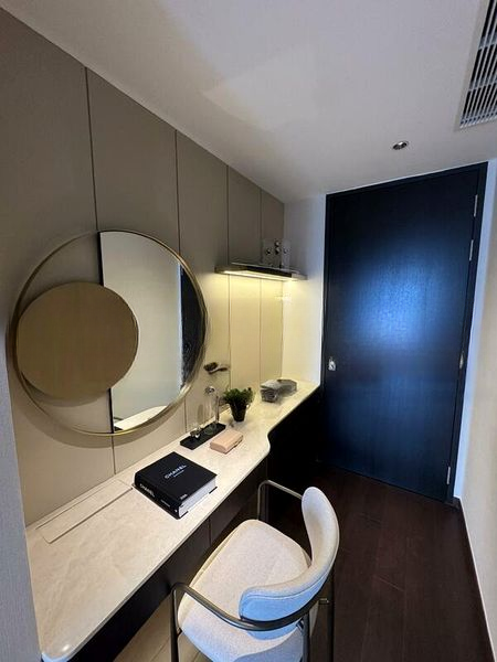 IRWELL HILL RESIDENCES 10