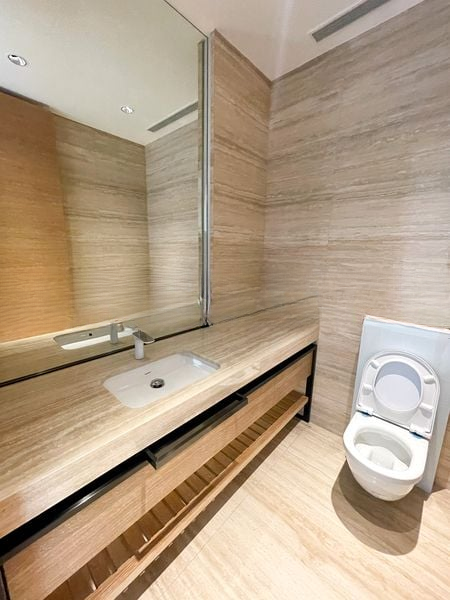 EDEN RESIDENCES CAPITOL 12