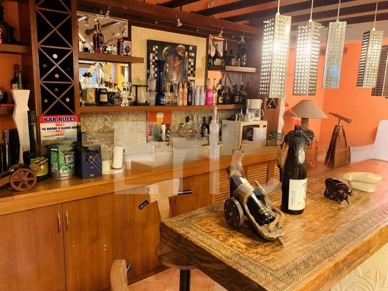 KENSINGTON PARK CONDOMINIUM 4