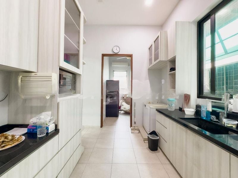 THE GARDEN RESIDENCES 15