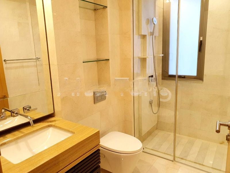 BISHOPSGATE RESIDENCES 11