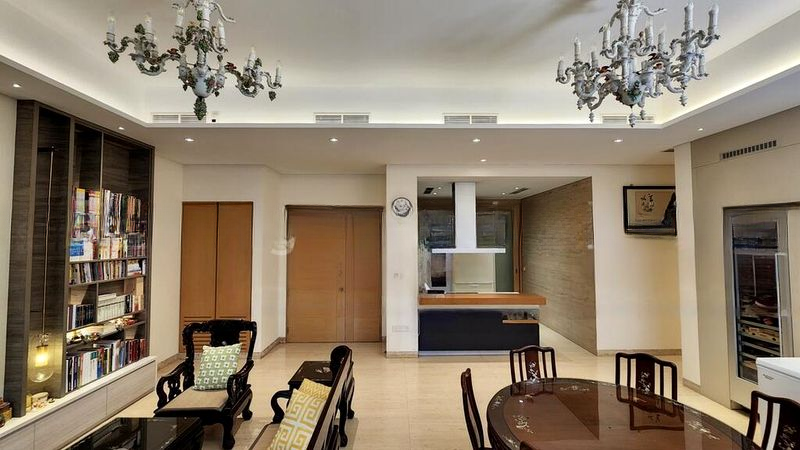 BISHOPSGATE RESIDENCES 10