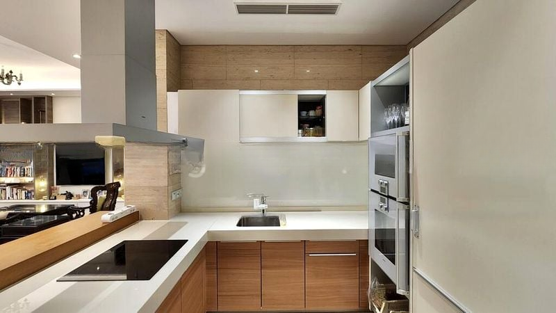 BISHOPSGATE RESIDENCES 12