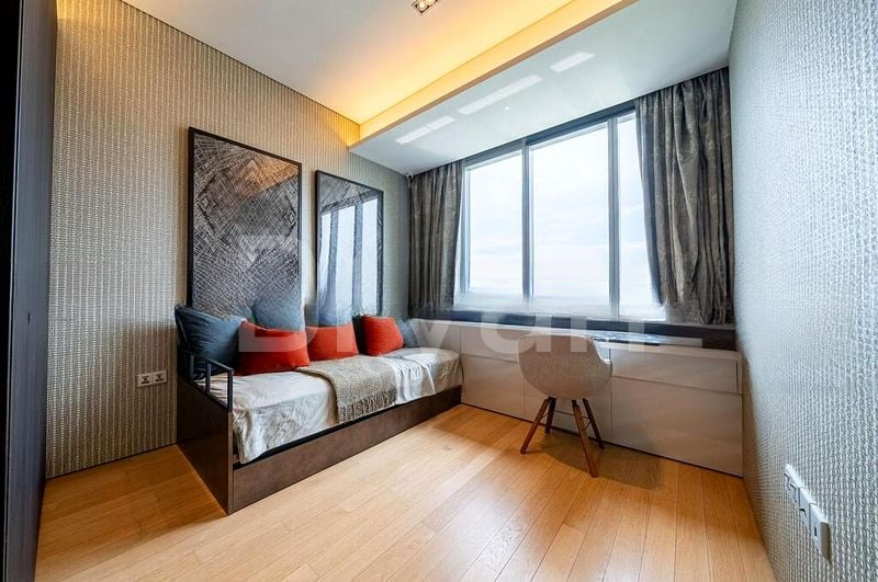TWENTYONE ANGULLIA PARK 6