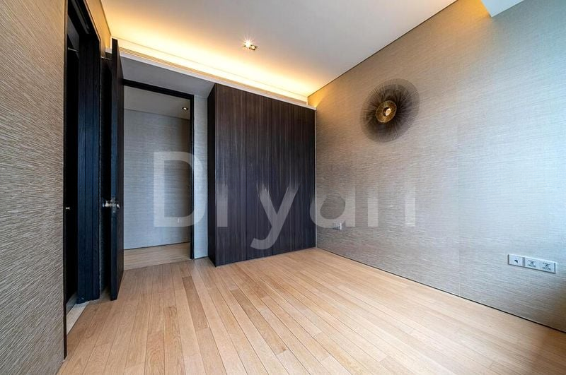 TWENTYONE ANGULLIA PARK 7
