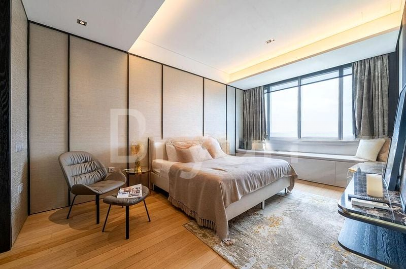 TWENTYONE ANGULLIA PARK 10