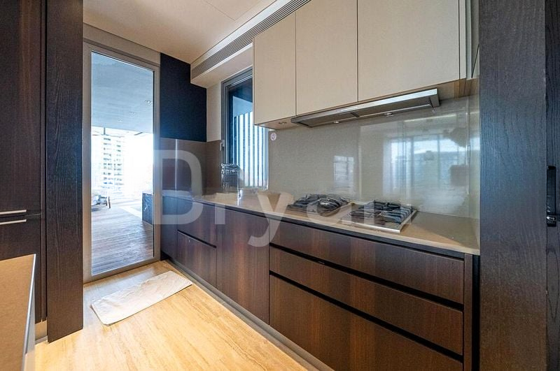 TWENTYONE ANGULLIA PARK 13