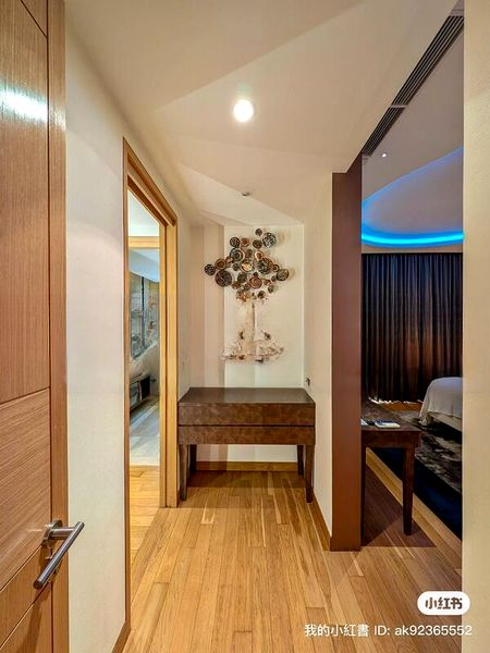 BISHOPSGATE RESIDENCES 10