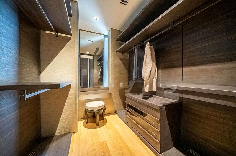 TWENTYONE ANGULLIA PARK 8