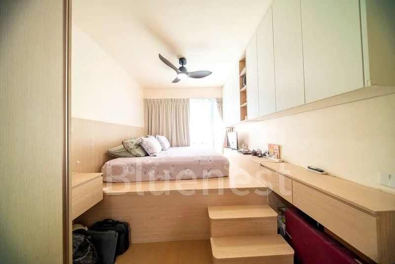 TREASURE AT TAMPINES 5