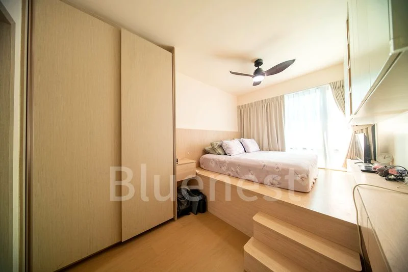 TREASURE AT TAMPINES 6