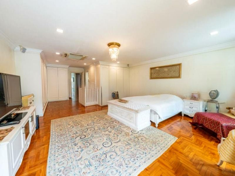 NEWTON SUITES 2