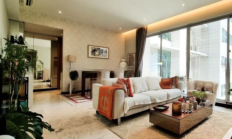 BELMOND GREEN 10