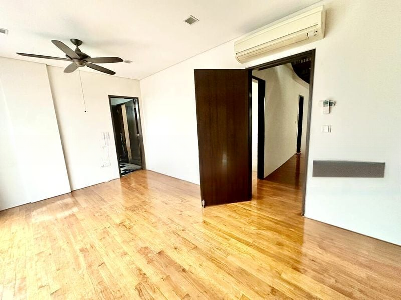 SPRING PARK ESTATE 7