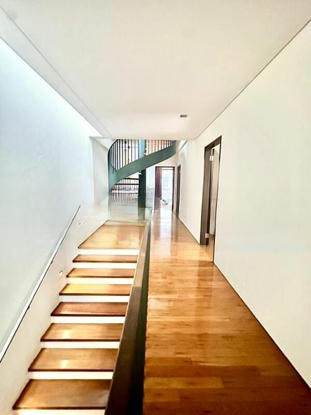 SPRING PARK ESTATE 11