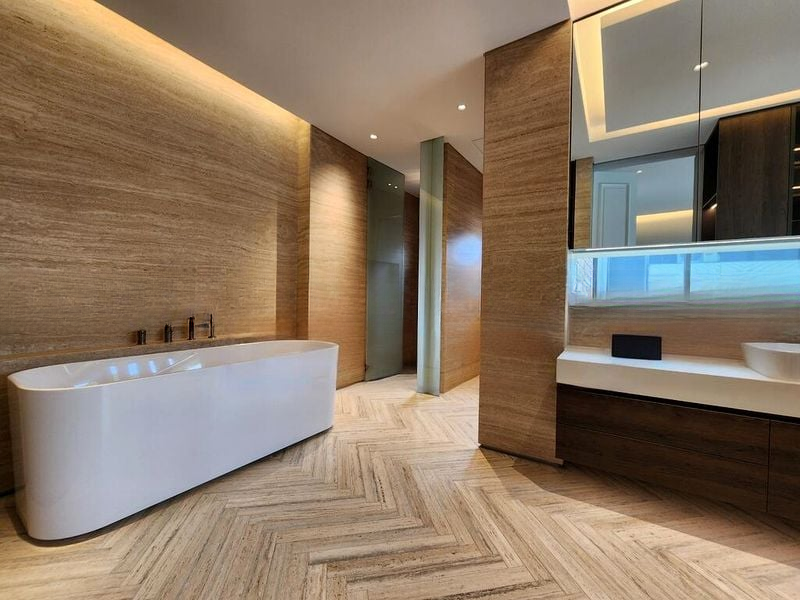 THOMSON HILLS ESTATE 8