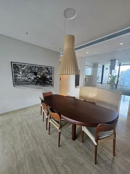 TOMLINSON HEIGHTS 4