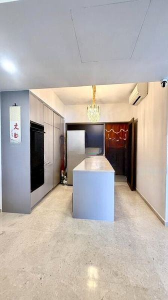 SEASIDE RESIDENCES 6