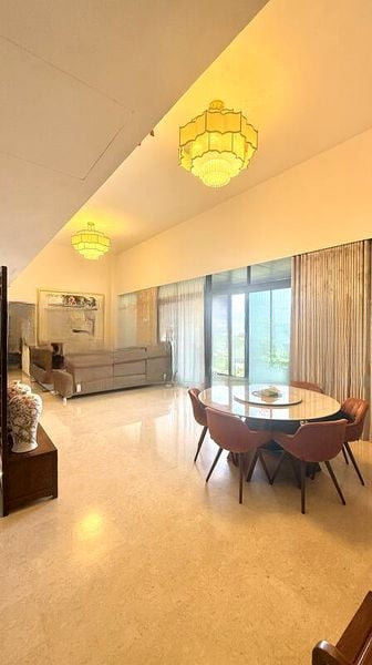 SEASIDE RESIDENCES 8