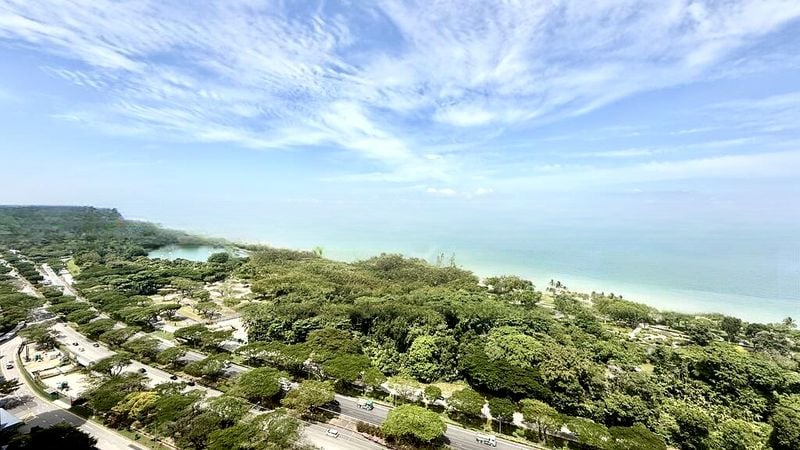 SEASIDE RESIDENCES 13