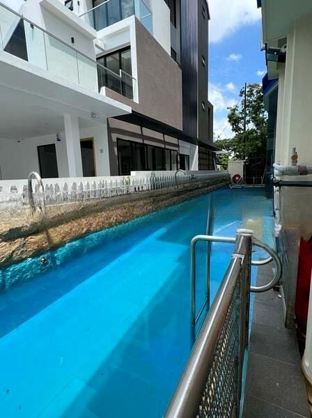 GERALD MUGLISTON ESTATE 5