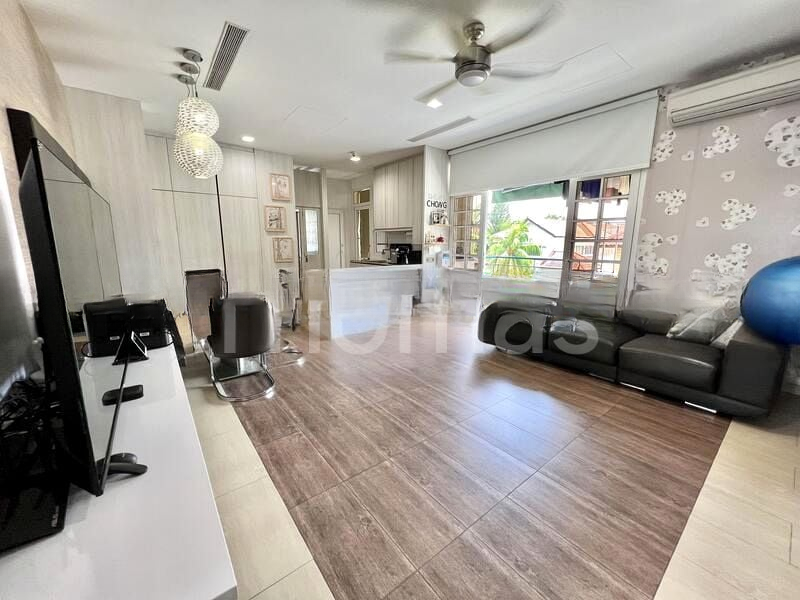 GERALD MUGLISTON ESTATE 7