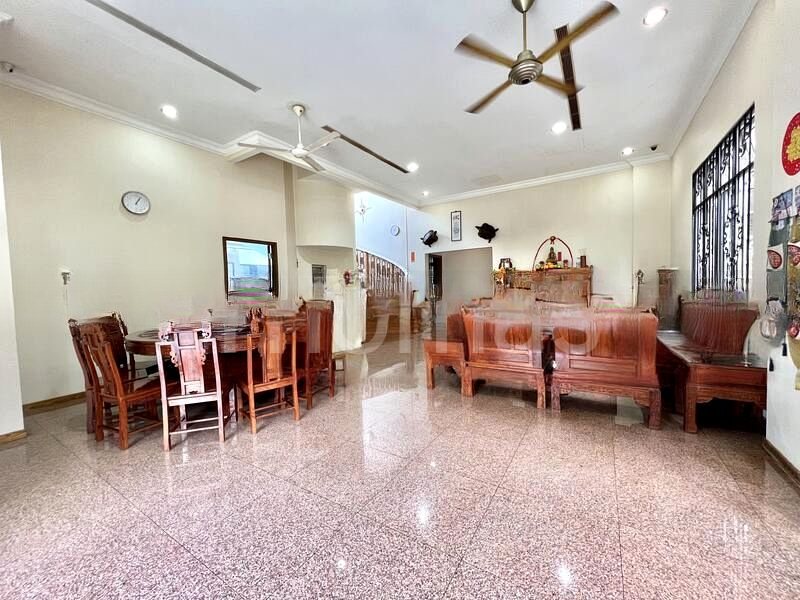 GERALD MUGLISTON ESTATE 4