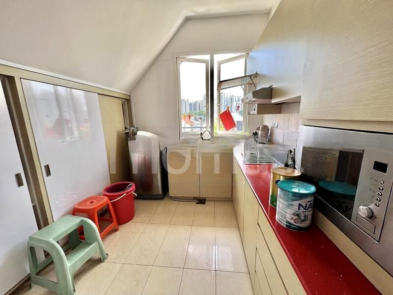 GERALD MUGLISTON ESTATE 13