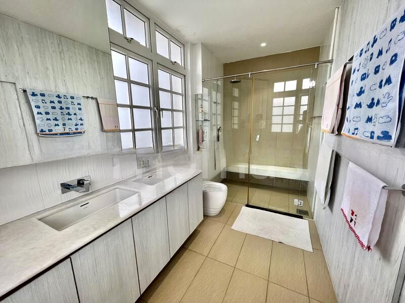 GERALD MUGLISTON ESTATE 11