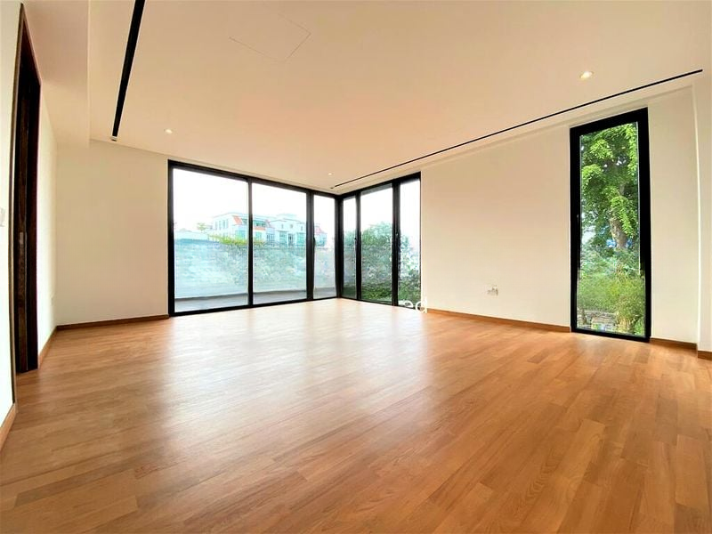 CHARLTON RESIDENCES 8